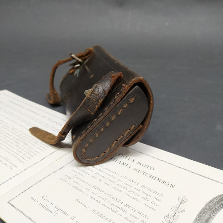Trousse di attrezzi per bici a motore Mignon di Modena e catalogo, libretto