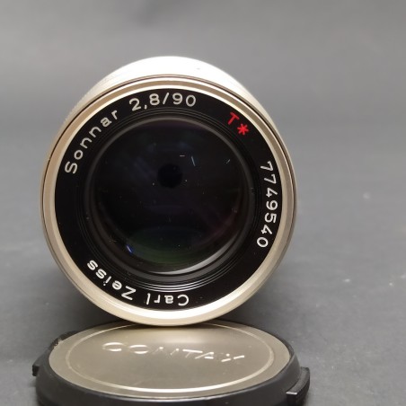 Lotto di 5 elementi per macchine fotografiche Contax, corpo macchina e obiettivi