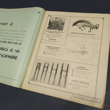 Catalogo di accessori DEM per moto, motocarri, ciclomotori, scooter 1949.Macchie