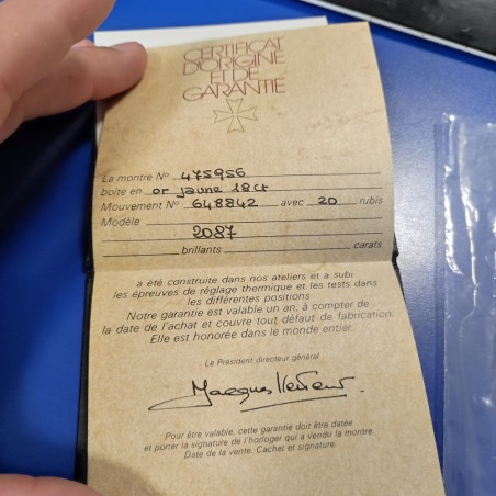 Lotto di 2 garanzie Vacheron Constantin, libretto assistenza. Piccole spellature