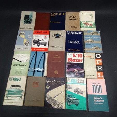 Blocco libretti uso e manutenzione misti Land Rover,NSU,Chrevolet, DAF. Mediocri