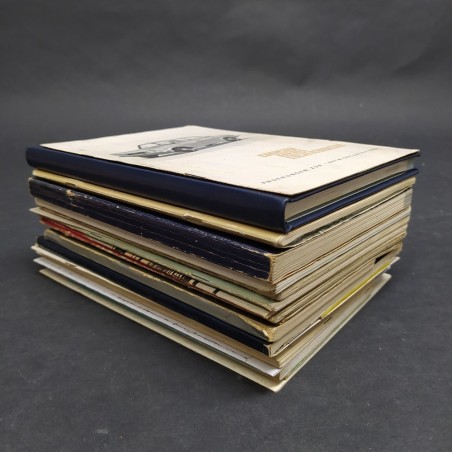 Blocco libretti uso e manutenzione misti Audi,Wrangler,Cadillac,Lancia. Mediocri