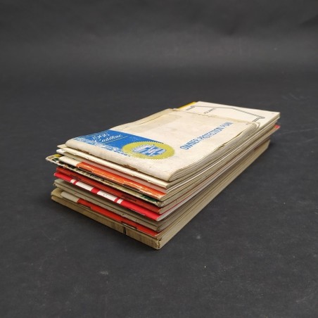 Lotto libretti uso e manutenzione misti Cadillac, Ford, Seat, Mustang. Mediocri