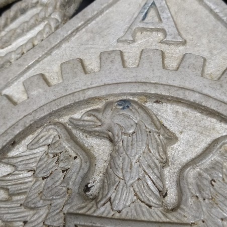 Emblema metallico RACI rotondo del periodo monarchico fascista