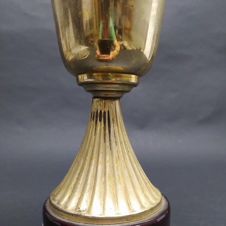 Trofeo d'epoca per un raduno automobilistico sportivo Alfa Romeo celebrativo