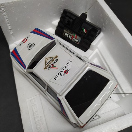 Modellino di Lancia Delta da corsa a batteria con radiocomando Re El Toys
