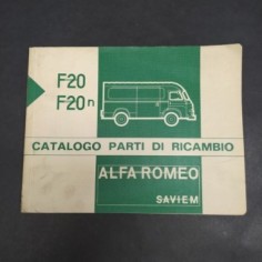 Libretto ricambi vetture Alfa Romeo F20/F20 n Saviem 1974. Aloni grigi