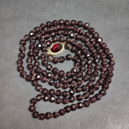 Collana di granato fermaglio in argento peso circa 100 grammi usata