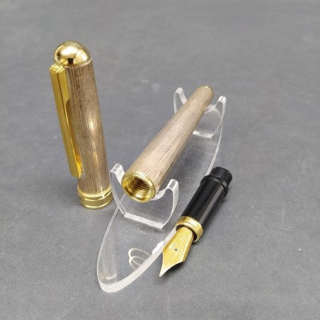 Penna stilografica fusto in argento 925 dettagli dorati anni 70 usata