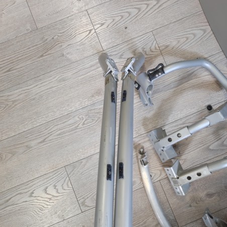 Telaio roll-bar per motociclo BMW C1 200 usato, crepa su una staffa