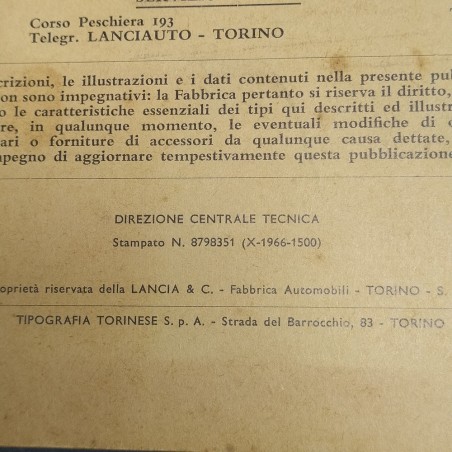Supplemento libretto uso e manutenzione vetture Lancia Superjolly. Macchie