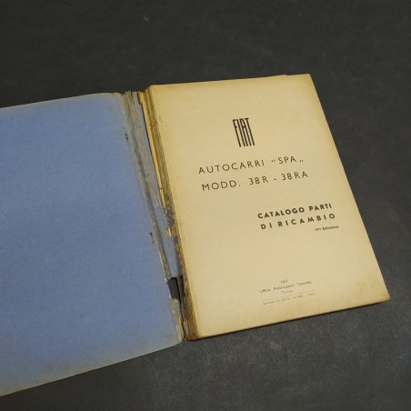 Catalogo parti di ricambio autocarri Fiat SPA mod. 38R, 38RA, 1940. Scollato