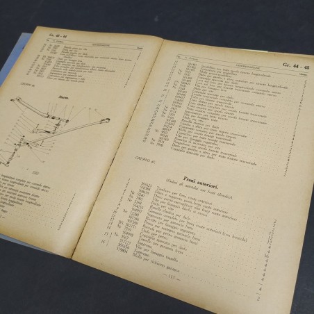 Catalogo parti di ricambio autocarri Fiat SPA mod. 38R, 38RA, 1940. Scollato