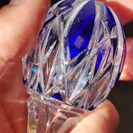 Bottiglia in cristallo di Boemia con tappo bianco e azzurro fine 800