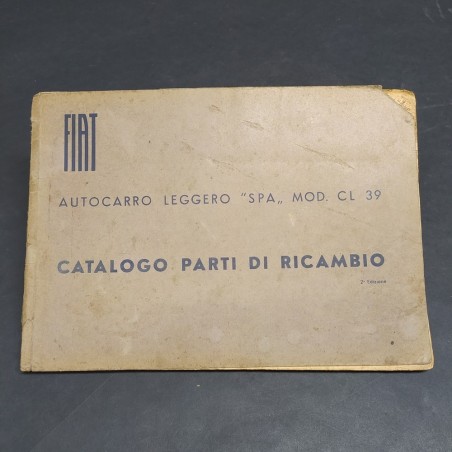 Libretto dei ricambi per autocarri Fiat mod. CL39, 1943. Rilegatura danneggiata