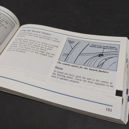 Libretto utente 1995 Owner guide in inglese vetture Town Car. Pieghe e macchie