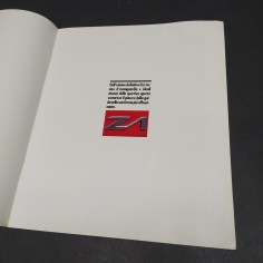 Catalogo auto BMW modello Z1, formato 34x28,5 cm, 1989. Sbucciature lievi 2