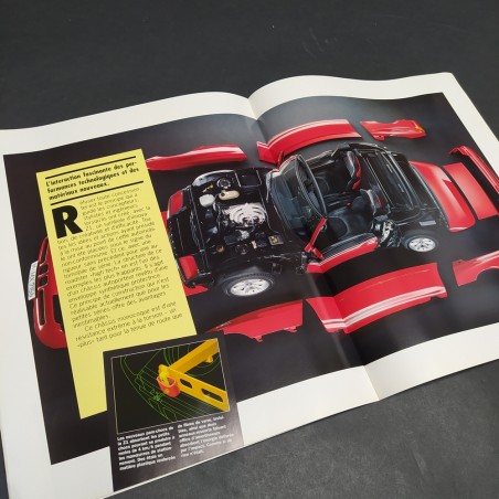 Catalogo auto BMW modello Z1, formato 34x28,5 cm, 1989. Sbucciature lievi