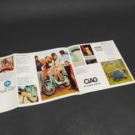 Catalogo di motociclette Piaggio Boxer, Ciao e Vespa in olandese. Buono