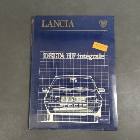 Cartellina stampa delle vetture Lancia Delta HF integrale, 1987. Graffi