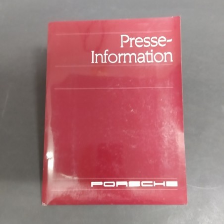 Cartellina stampa - Press Release vetture Porsche 1990 in francese. Fioritura