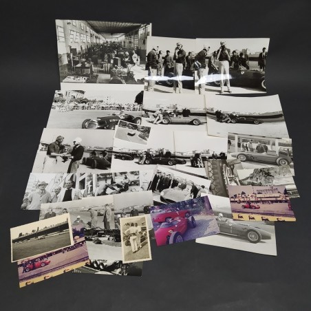 Lotto di 33 foto di vetture Ferrari storiche anni '50/'60 con annotazioni