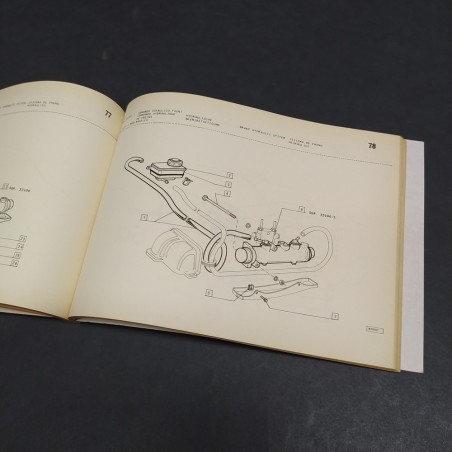 Catalogo parti di ricambio auto Fiat X 19 multilingue, 1975. Spellature