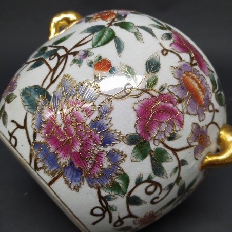Vaso orientale in ceramica decorato con motivo floreale policromo anni 60/70