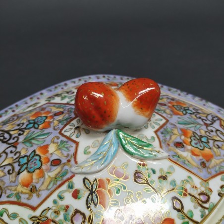 Ciotolina porta caramelle con coperchio made in Cina anni 70