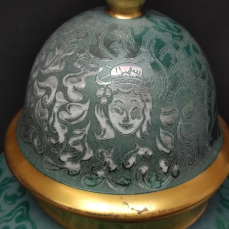 Grande vaso/urna in vetro con coperchio, decorato con motivi inciso-satinato