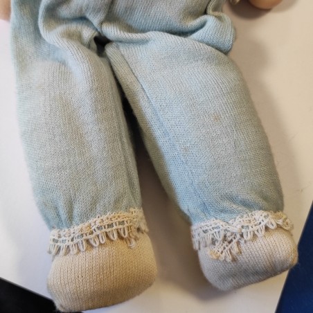 Bambolina giapponese con carillon Musical Baby-Doll con confezione. Macchie