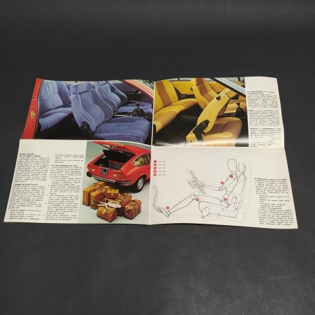 Depliant automobili Alfa Romeo Alfetta GT 1.6/ GTV 2000. Pieghe e macchie