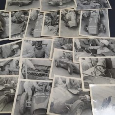 Lotto di 23 foto del circuito automobilistico di Monza anni '50. Ingiallimento 2