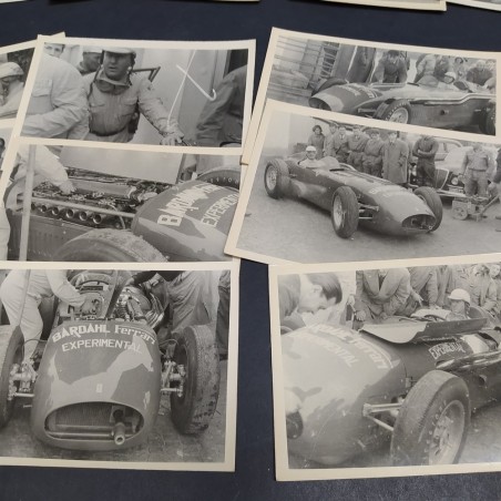 Lotto di 23 foto del circuito automobilistico di Monza anni '50. Ingiallimento