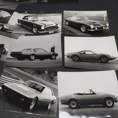 Lotto di 23 foto di automobili Ferrari Pininfarina. Condizioni mediocri, pieghe