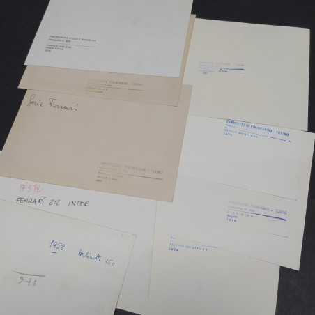 Lotto di 23 foto di automobili Ferrari Pininfarina. Condizioni mediocri, pieghe
