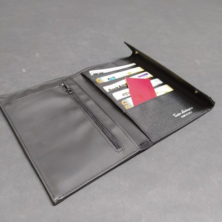 Portafoglio nero con marchio Tonino Lamborghini in confezione originale. Buono