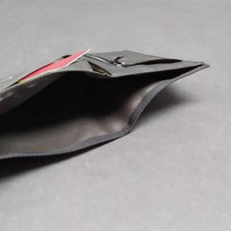 Portafoglio nero con marchio Tonino Lamborghini in confezione originale. Buono
