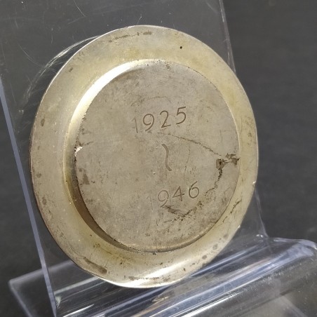 Fregio Alfa Romeo smaltato 1925-1946, diametro di 60 mm. Condizioni discrete