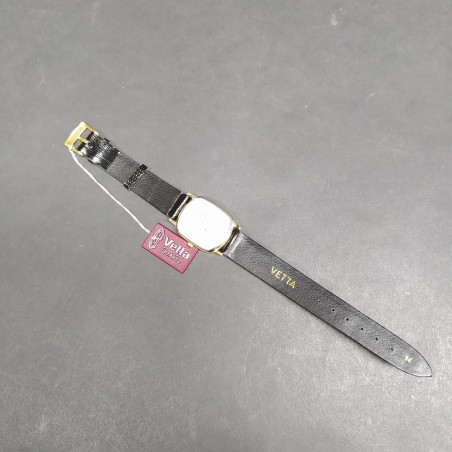 Orologio da uomo Vetta al quarzo con Cavallino Ferrari mai usato. Buono