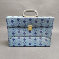 Cartella Piaggio in plastica 40x27 cm con macchie. Condizioni mediocri