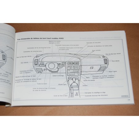 LIBRETTO USO MANUTENZIONE TOYOTA COROLLA 4WD FRANCESE NUOVO