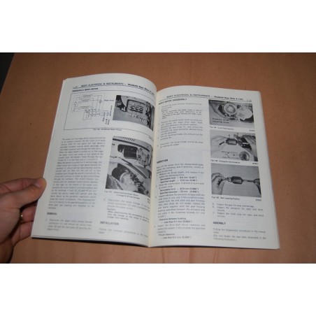 TOYOTA CORONA REPAIR MANUAL BODY SEDAN HARDTOP 1970 INGLESE BUONO