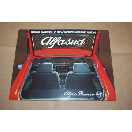 PROSPEKT BROCHURE DEPLIANT ALFA ROMEO ALFASUD 1.2 1.3 1.5 & TI - 4 PAGINE