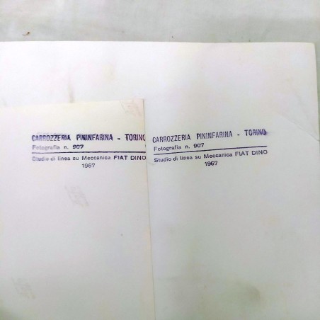 Lotto di due fotografie disegni carrozzeria Pininfarina