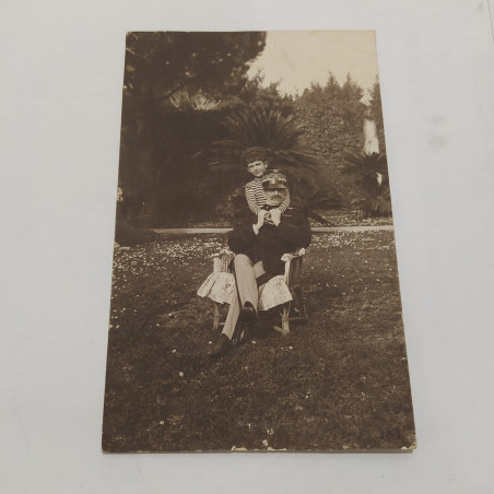 Fotografia del Re Vittorio Emanuele III con il figlio Umberto II adolescente