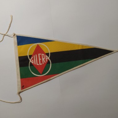 Originale bandierina triangolare moto Gilera
