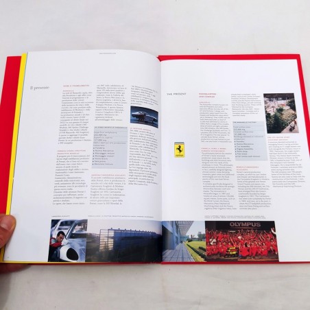 Cartella stampa Scuderia Ferrari Marlboro presentazione F2004 + DVD