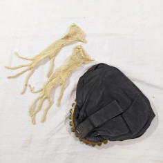 Borsetta e guanti primi del 900 chiusura in pietre dure