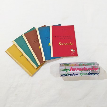 FERRANIA lotto di 5 libretti e un fermacarte in plexiglas